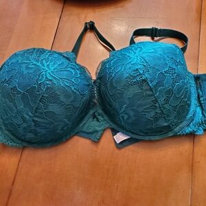 Auden plunge push-up coverage underwire bra 42D